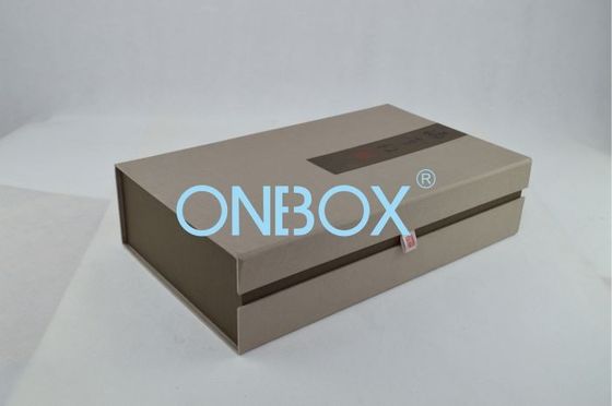 Grey Cardboard gift packaging boxes / chocolate case with magnetic closure