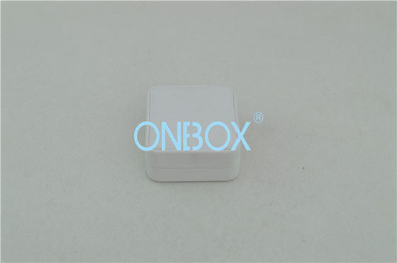 Competitive Samll White PU Jewelry Packaging Boxes With Personalized Insert For Women Earring Packing