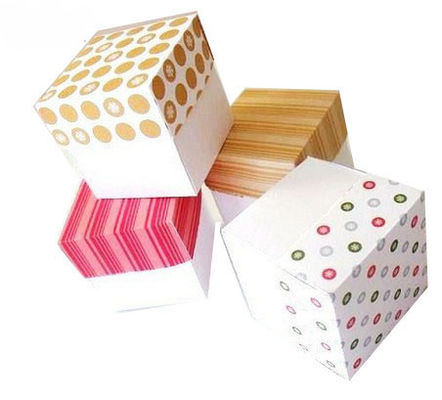 2015 Accept print logo packing gift plain cardboard gift boxes with ribbon