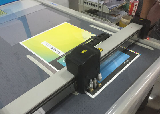 Postcard Gift Cardboard Box Cutting Machine , Digital Plotter Table Machine