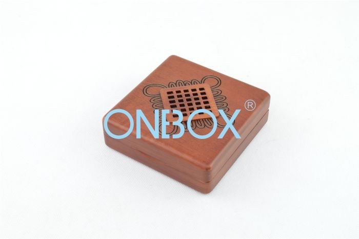 Handicraft Wooden jewelry packaging boxes for women , Vintage coin gift box