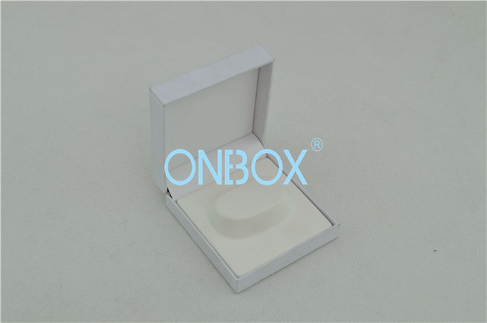 Competitive White Plastic Painted Jewelry Boxes White Art Paper External For Female Bangle