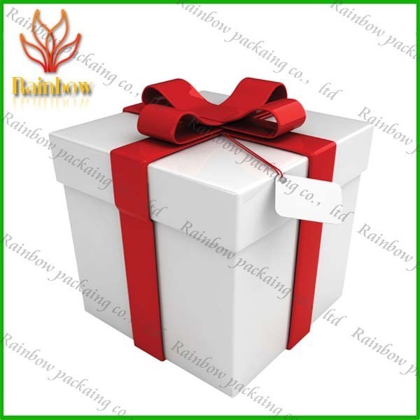 Luxury White  Paper Packaging Boxes For Shopping With Pantone Color Printing