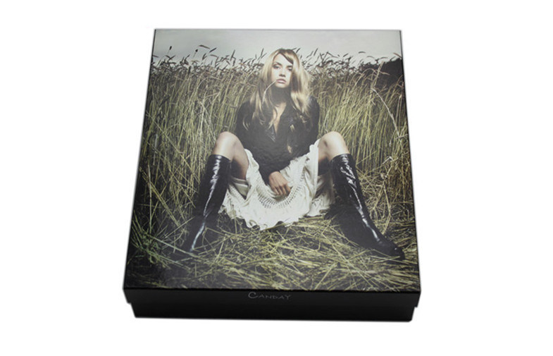 Big Size Recycled Cardboard Gift Boxes Women Apparel Packaging